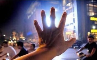 眩光戴什么眼镜好看，眩光戴什么眼镜好看一点