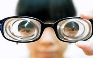 买了logo的近视眼镜怎么样，买了logo的近视眼镜怎么样