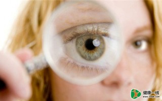 经常带隐形眼镜要怎么护理眼睛，经常戴隐形眼镜要怎么护理眼睛