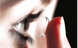 隐形眼镜怎么看适合自己，隐形眼镜怎么看适合自己的直径